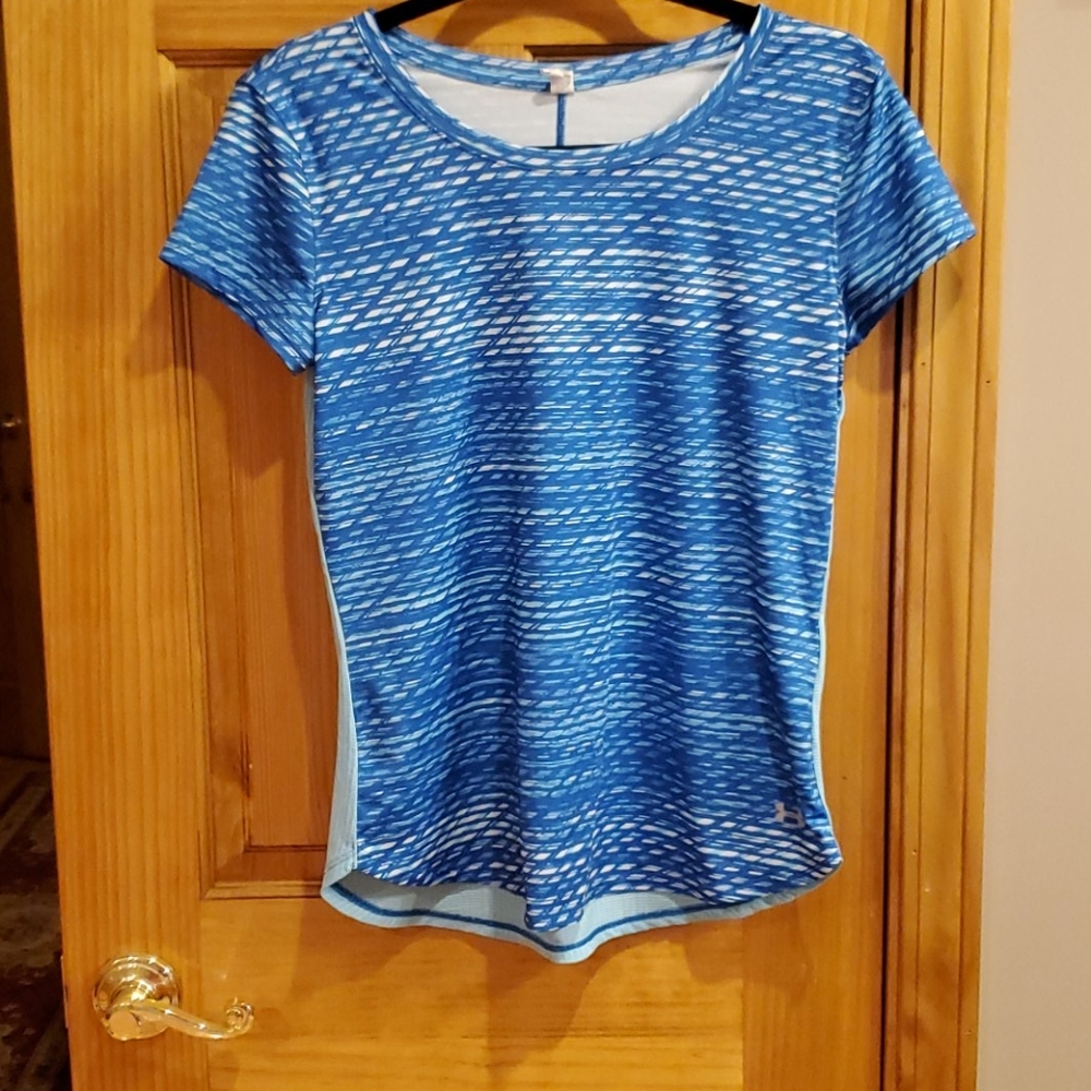 Under Armour tshirt